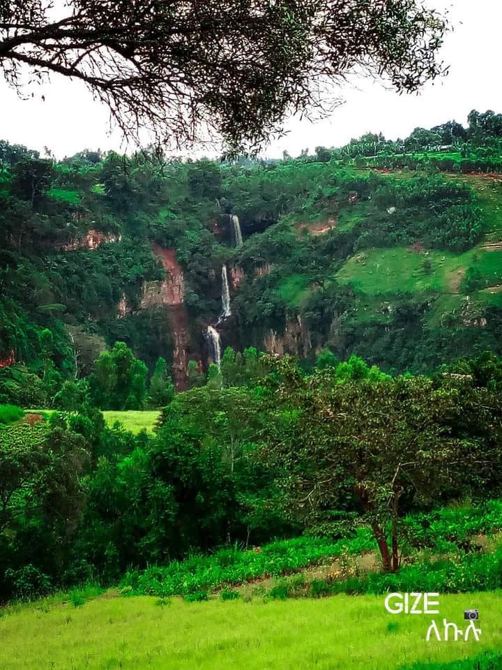 ሃንደና ፏፏቴ 