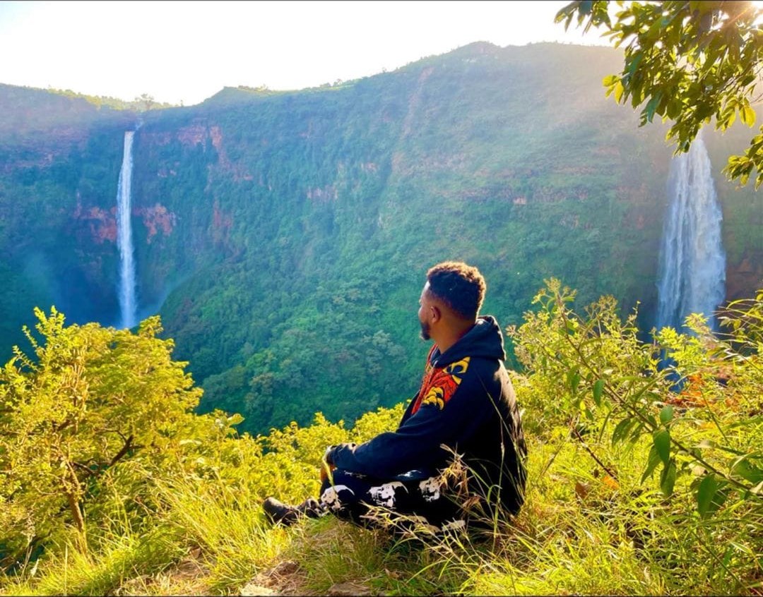 አጆራ ፏፏቴዎች